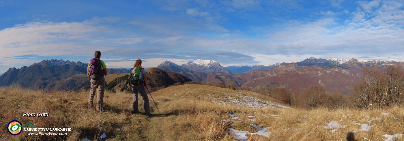 38 Bella vista panoramica dal Resegone allo Zuccone Campelli.jpg